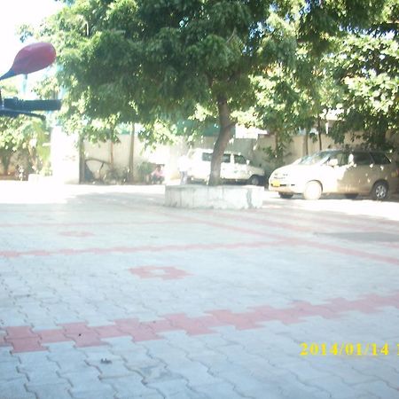 Hotel Manickam Grand Chennai Exterior photo