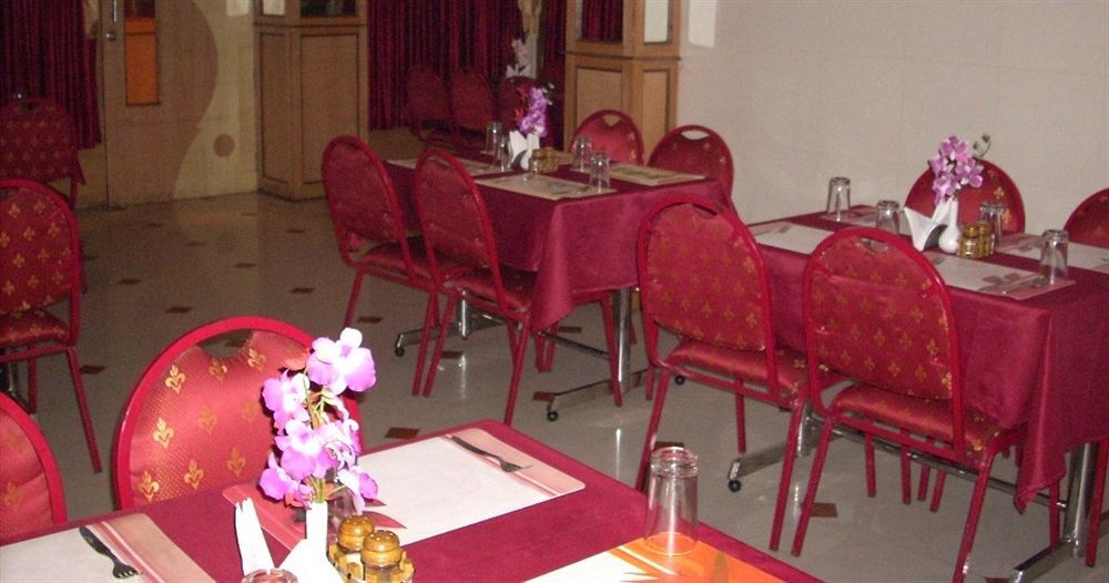 Hotel Manickam Grand Chennai Exterior photo